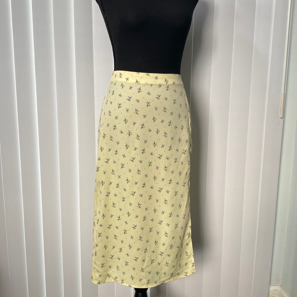 BCBGeneration skirt size 8